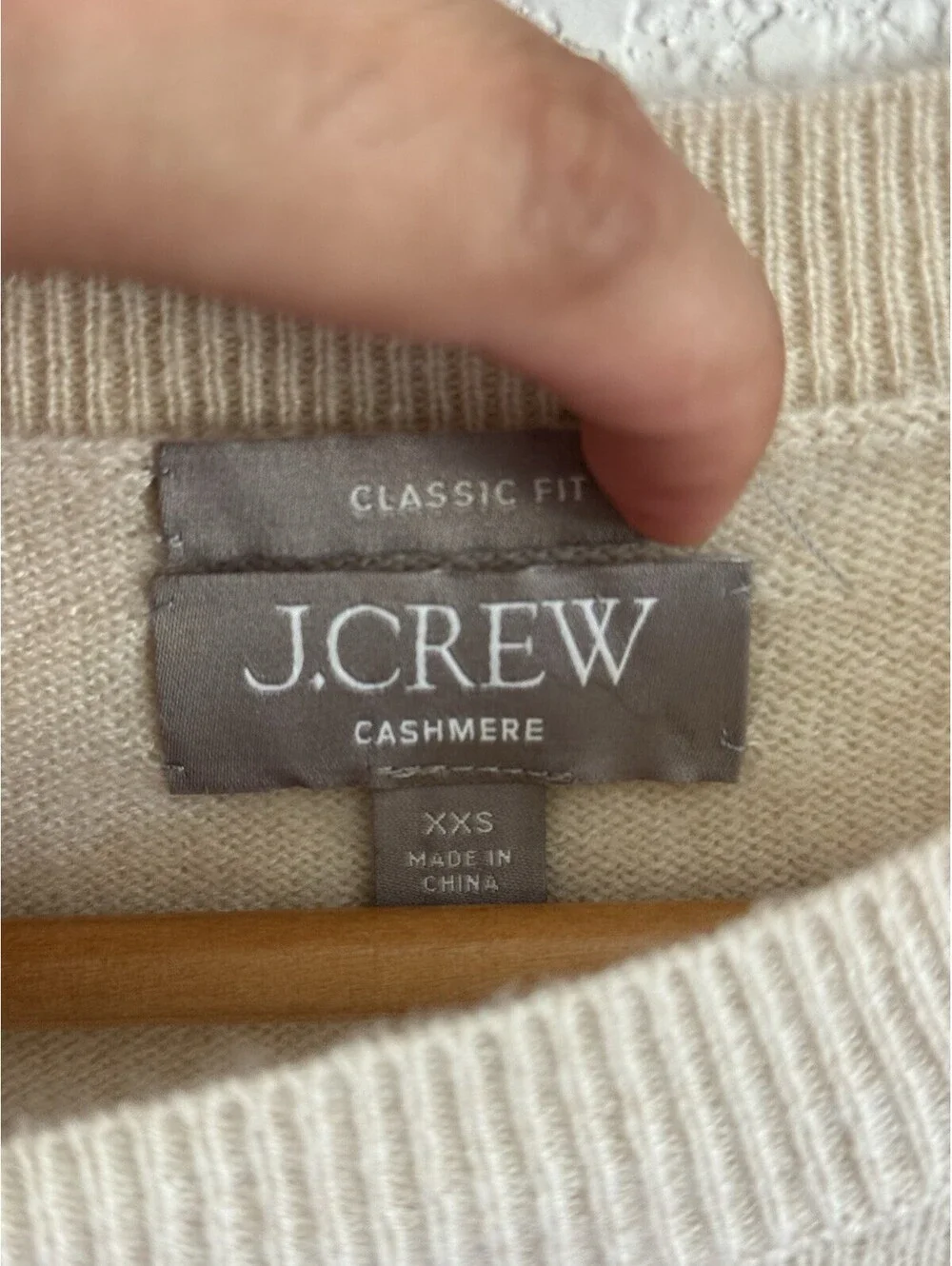 J Crew Women’s Size XXS 100% Cashmere Relaxed Beige Crew Neck Sweater Neutral
